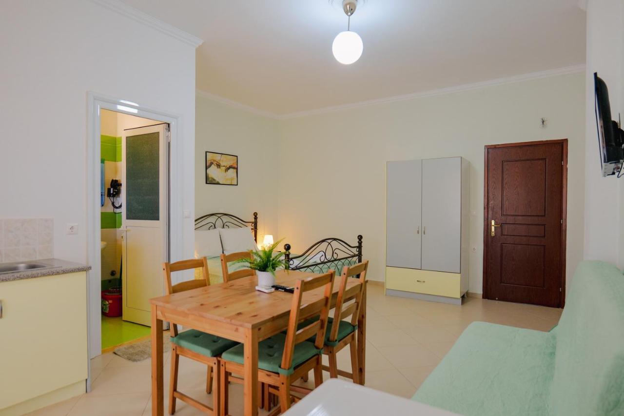 Malasi Apartments Ksamil Kültér fotó